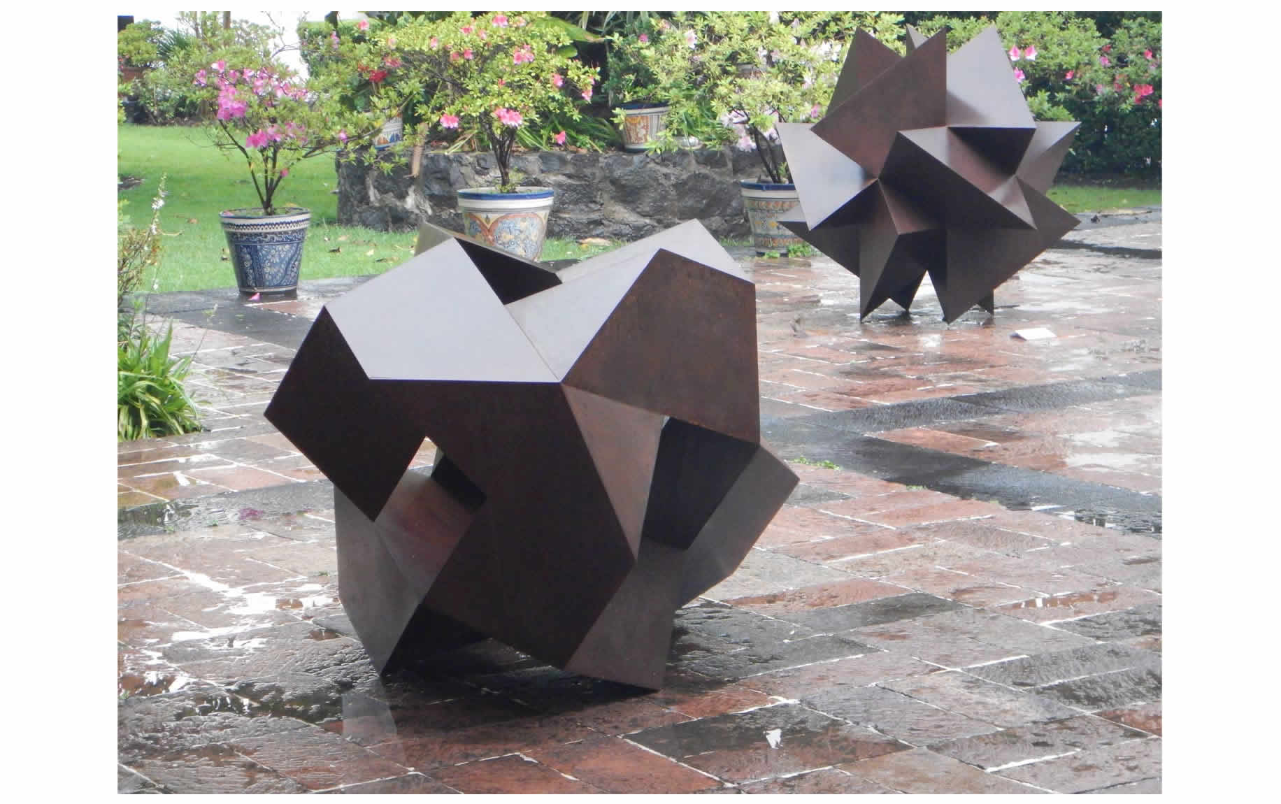 ESPACIOS DODECAROMBOEDRICOS